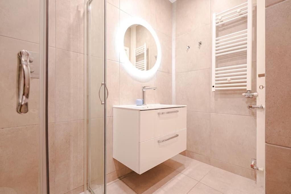 Syntagma Square, 60Sqm Dream Suite 雅典 外观 照片